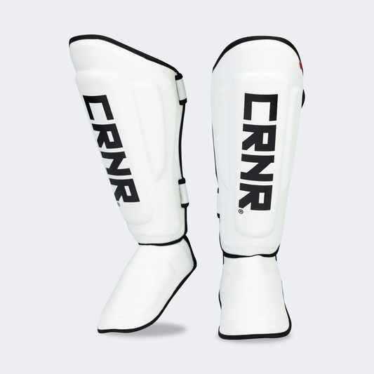 SUPREME MAUY THAI SHIN GUARDS MED WHITE